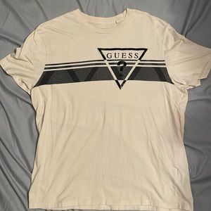 Men’s GUESS Tshirt